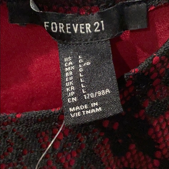 Red lace Forever 21 dress - Picture 2 of 3